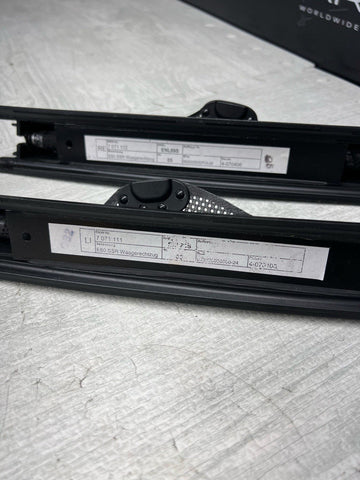 BMW OEM E60 550 M5 04-10 REAR LEFT RIGHT QUARTER SMALL WINDOW SUN SHADES BLINDS