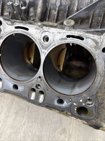 08-13 OEM BMW E90 E92 E93 M3 S65 Engine Motor Cylinder Block Bare *Scoring