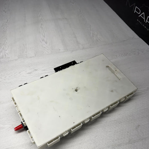 OEM BMW F Series M3 M4 Body Control Fuse Relay Junction Box Module FEM 9381102