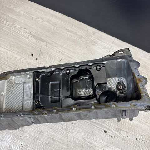 BMW F80 F82 F83 M3 M4 15-20 Engine Oil Pan S55 7854463 *Notes*