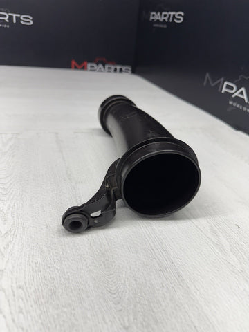 BMW 15-20 F80 F82 F83 M3 M4 INTAKE AIR DUCT CHARGE PIPE TUBE 13717846272 7846272