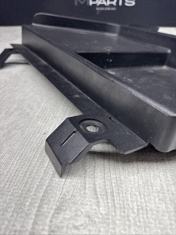 BMW E46 330CI 330I M3 Trunk Floor Battery Tray Luggage Compartment Cover OEM