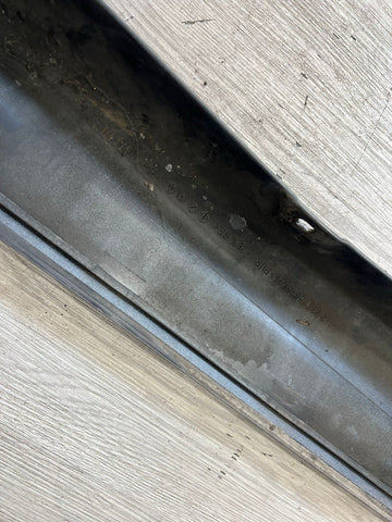 94-99 BMW E36 M3 RIGHT PASSENGER SIDE SKIRT ROCKER MOLDING ARCTIC SILVER