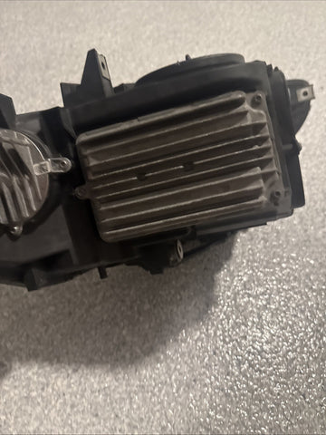 2014-2017 BMW F32 F36 F82 F80 M4 M3 LED HEADLIGHT RIGHT PASSENGER SIDE 7410802