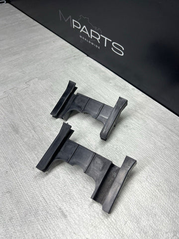 BMW OEM E36 REAR BUMPER CARRIER SUPPORT MOUNTS LEFT RIGHT DRIVER PASSENGER SET