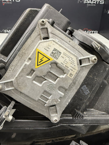 2007-2013 BMW E90 E92 E93 M3 RIGHT HEADLIGHT ADAPTIVE XENON COMPLETE OEM 7162146