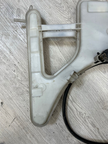 2008-2013 BMW E92 E93 M3 FRONT WINDSHILED WASHER FLUID RESERVOIR TANK OEM