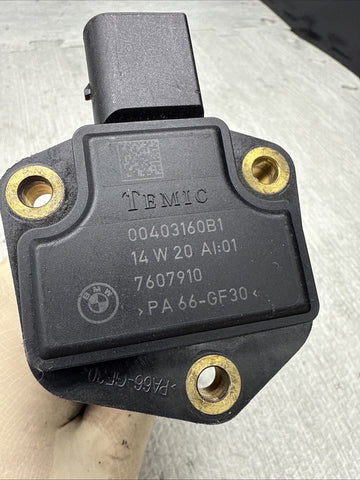 OEM 06-11 BMW E82 E88 E90 E92 E60 E70 328 335 528 128 135 Oil Level Sensor