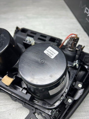 OEM BMW 02-06 E46 330 M3 Bixenon Headlight 1305621772 *Chipped Tabs*