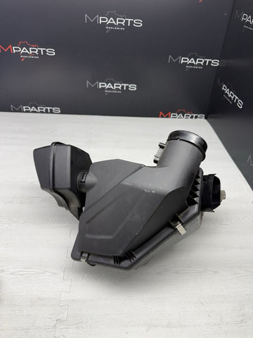 BMW 3 4 SERIES G20 G21 G22 G26 3.0i B58 MASS AIR FILTER BOX INTAKE 9469487