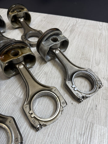 08-13 BMW E90 E92 E93 M3 V8 S65 Engine Pistons & Connecting Rods OEM Set