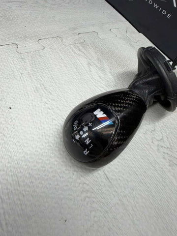06-10 BMW E60 E63 E64 M5 M6 SMG Shift Knob & Boot 7898248 + Carbon Fiber Bezel