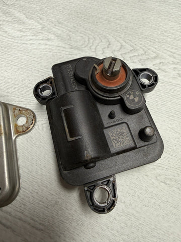 OEM BMW F15 F22 F30 F32 F33 F36 F44 F48 Muffler Exhaust Actuator Motor 8632154