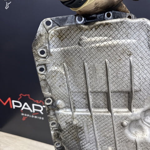 BMW F80 F82 F83 M3 M4 15-20 Engine Oil Pan S55 7854463 *Notes*