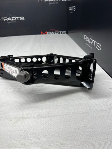 2015-2026 Genuine Ford Mustang Jack Assembly Lifting HR3Z-17080-A