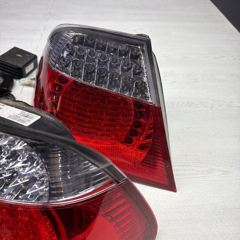00 01 02 BMW E46 2Dr Convertible 330Ci 325Ci 323Ci LED Tail Lights Red Smoke