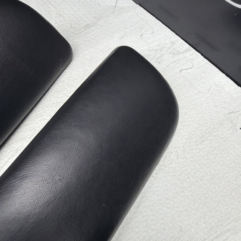 01-06 BMW E46 M3 Convertible Door Upper Arm Rest Armrest Pads Black *Notes*