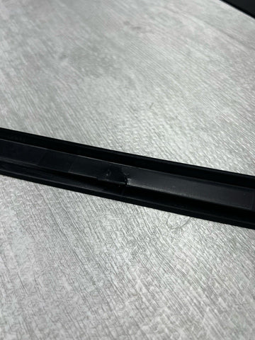 98-02 BMW E37 Z3M Z3 FRONT WINDSHIELD MOULDINGS PANEL TRIMS OEM 51448399386