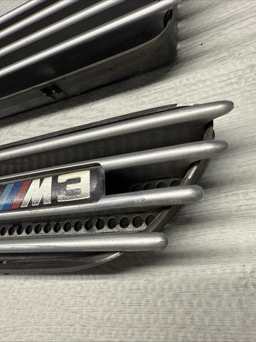 01-06 BMW E46 M3 Left Right Fender Vent Grilles Grills Trims Silver