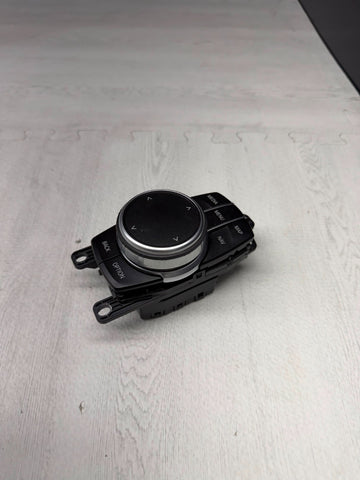 BMW G30 G01 G02 F90 M5 X3 iDrive Navigation Controller Knob NBT NAV Button OEM