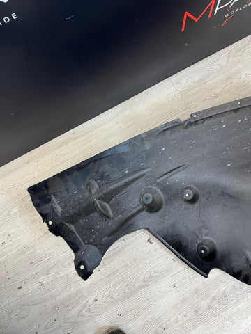 BMW 21-25 G80 G82 G83 M3 M4 Front Left Rearward Fender Liner 8070521 OEM