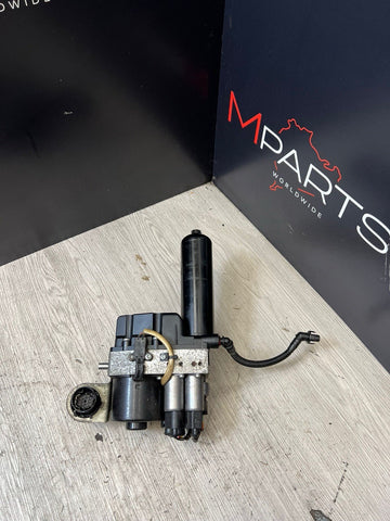 BMW E46 M3 OEM (2004-2006) SMG 2 PUMP ACTUATOR UNIT GRADE B