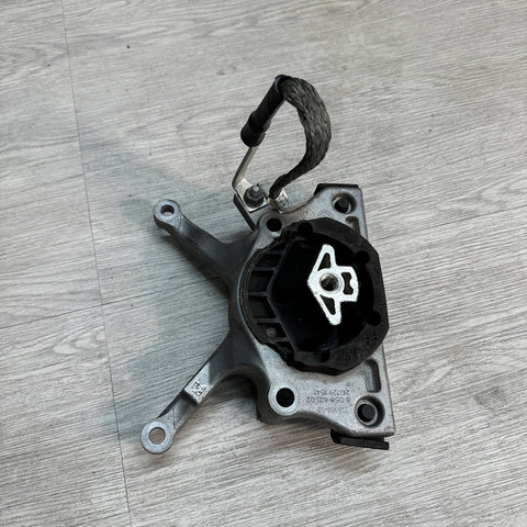 21-23 BMW G80 G82 G83 M3 M4 Gearbox Transmission Mount Mounting Support Bracket