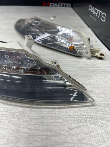 2004-10 BMW E63 E64 645 650 M6 Front Turn Signal Lights Lamps OEM