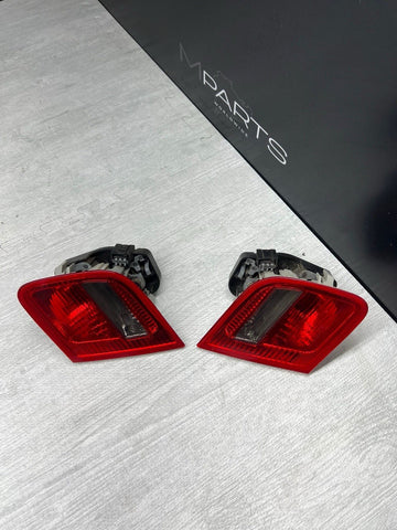 03-06 BMW E46 325 330 M3 Trunk Mounted Inner Tail Lights Smoked 6920705 6920706