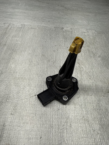 15-20 BMW 15-20 F82 F87 M2 M3 M4 Motor Engine Oil Level Sensor 7638342