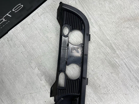 01-06 BMW E46 CONVERTIBLE REAR SEAT ROLLOVER BAR TRIM COVER 8204279 OEM BLACK