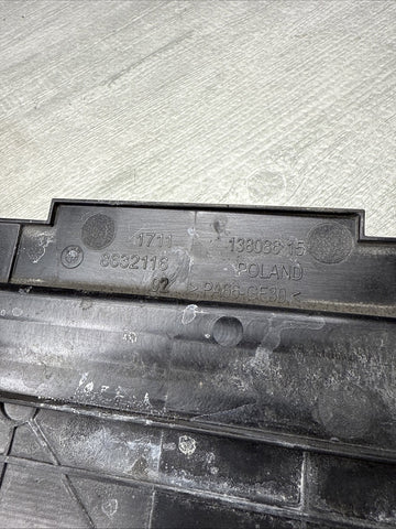 20-25 BMW F90 F92 F93 M5 M8 Front Radiator Upper Support Cover Shield