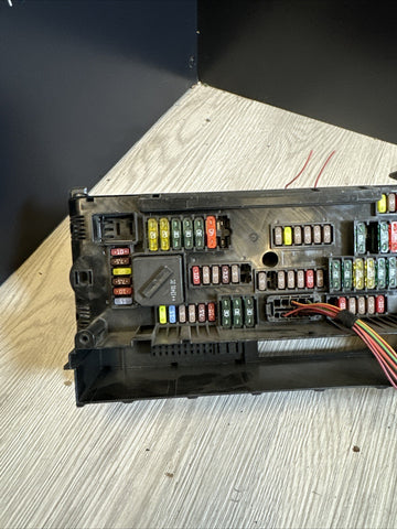 BMW OEM M5 M6 750I 650I 640I F06 F12 FRONT POWER DISTRIBUTION RELAY FUSE BOX