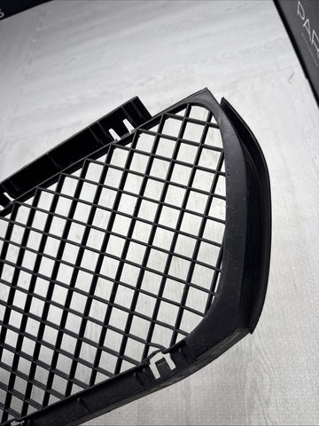 Genuine 01-06 BMW E46 M3 Front Center Bumper Grille Cover Trim *1 Small Crack