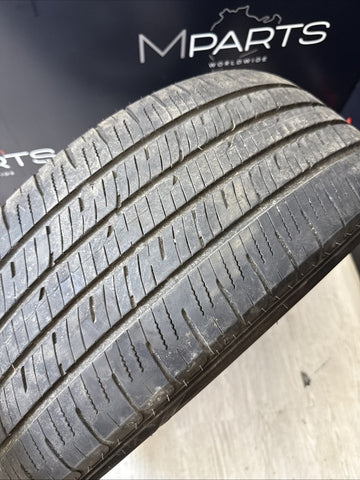 2015-2018 Porsche Macan Front Wheel 19x8 5 Double Spoke W/ Tire