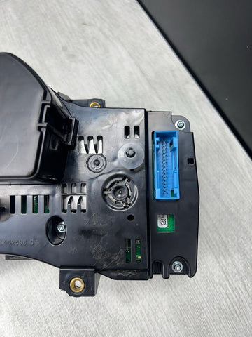 PORSCHE MACAN 2.0L DASH SPEEDOMETER INSTRUMENT CLUSTER OEM BLACK