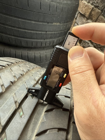 2018 - Used - 295/40R22 Goodyear Eagle F1 Asymmetric SUV MO1 112W - 10/32