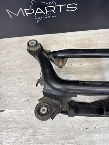 01-06 BMW E46 M3 REAR SUSPENSION SUBFRAME AXLE CARRIER CRADLE