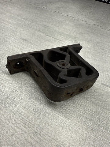 95-13 BMW E36 E46 E90 E92 E93 M3 Exhaust Muffler Hanger Rubber Aftermarket
