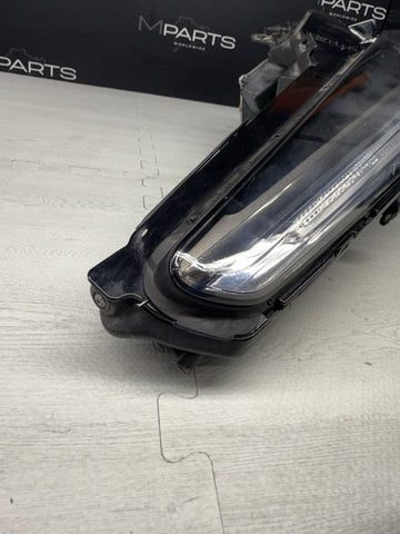 2016-2019 Cadillac CTS V HID Headlight OEM Right Passenger Side 84319720