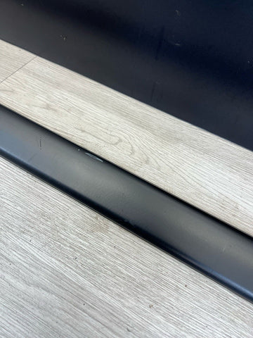 BMW 94-99 E36 M3 COUPE DOOR MOULDING FRONT BLACK LEFT DRIVER OEM