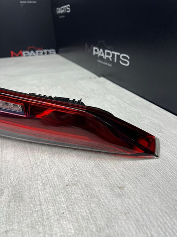 ORIGINAL BMW 4 Coupe G22 G82 M4 430 Rear Right Tail light 63217477610 USA