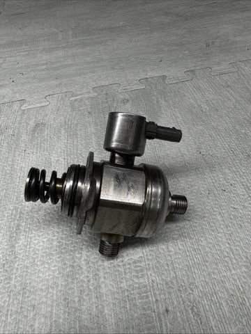 15-20 OEM BMW F80 F82 F83 F87 M2 M3 M4 Engine S55 HPFP High Pressure Fuel Pump