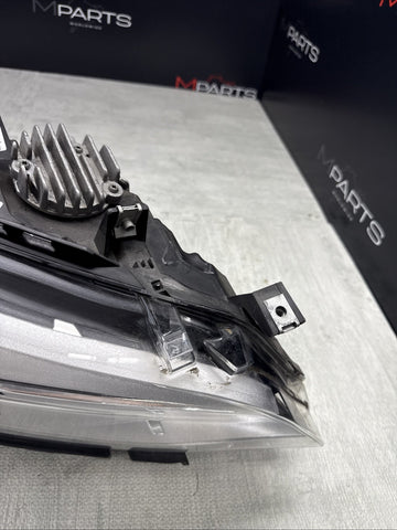 BMW F22 F23 F87 M2 RIGHT PASSENGER SIDE XENON ADAPTIVE HEADLIGHT ASSEMBLY OEM