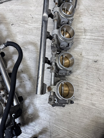 06-10 BMW M5 M6 S85 Individual Throttle Body Assembly ITB Fuel Rail Injectors