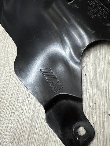 BMW 18-25 F90 F91 F92 F93 M5 M8 Front cross Brace Cover Shield OEM 51648081734