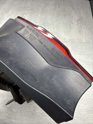 11-13 BMW E92 328 335 M3 Rear Right Outer Taillight Tail Light Lamp OEM 7251960