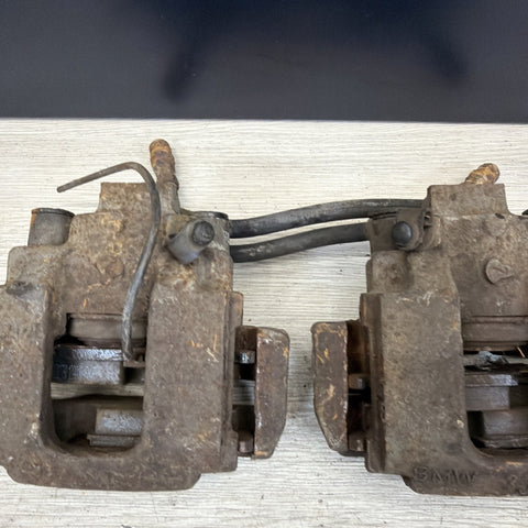 BMW E30 325e 318I 318IS 320I 325I Rear Brake Caliper Pair OEM