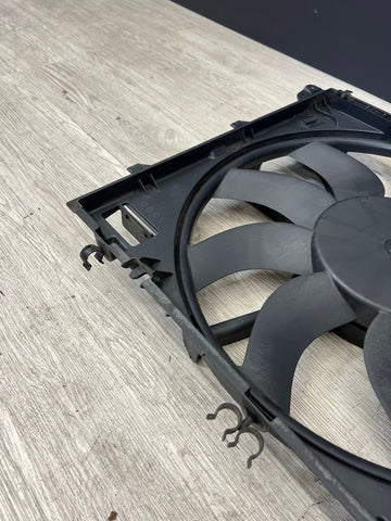 08-13 BMW E90 E92 E93 M3 S65 Engine Radiator Cooling Electric Fan *Housing Crack