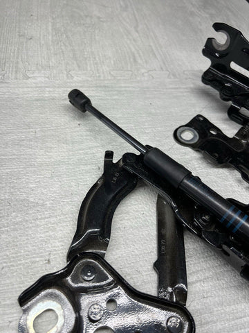 BMW 21-26 G80 G82 G83 M3 M4 Front Hood Hinges + Hood Shocks Struts Set